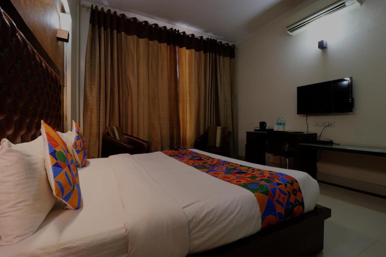 Fabhotel Lr Nehru Place