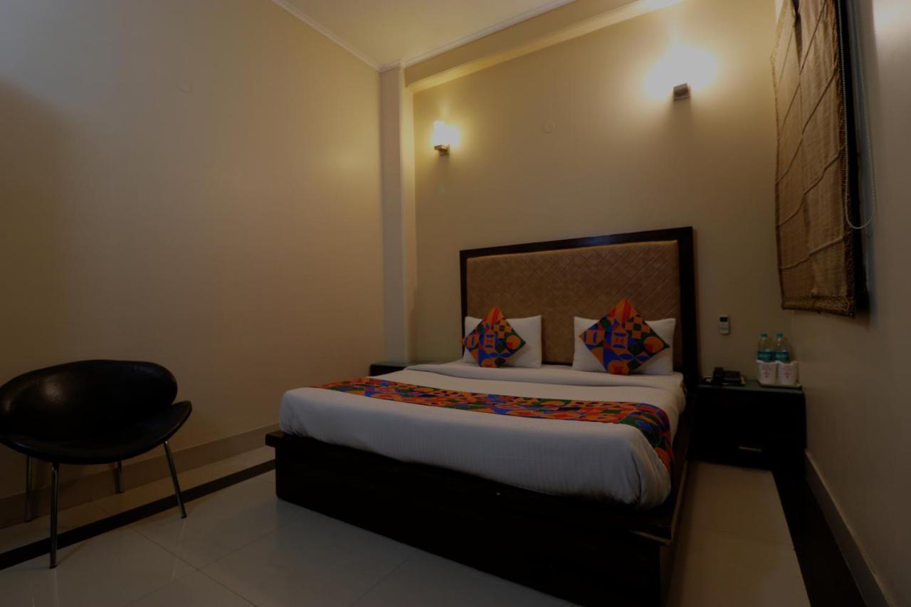 Hotel Fabhotel Lr Nehru Place