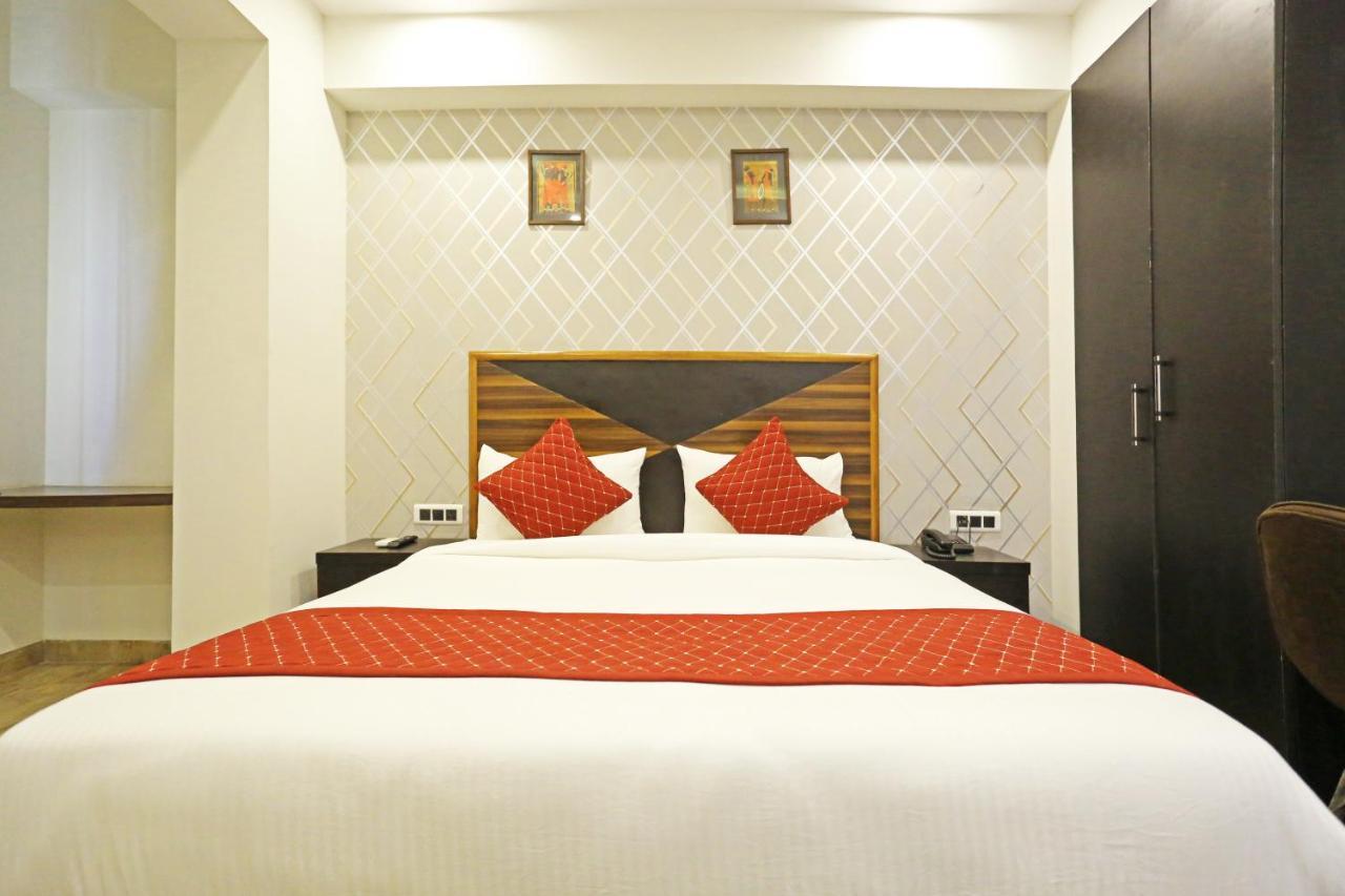 La Casa Delhi Airport 4*