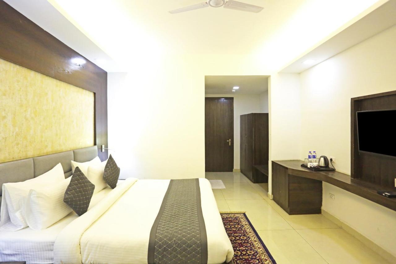 Park-green Suites Hotel 4*