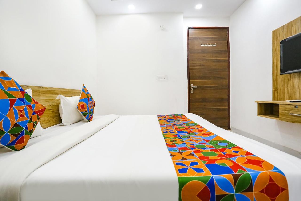Hotel Fabhotel Silver Crown 3*