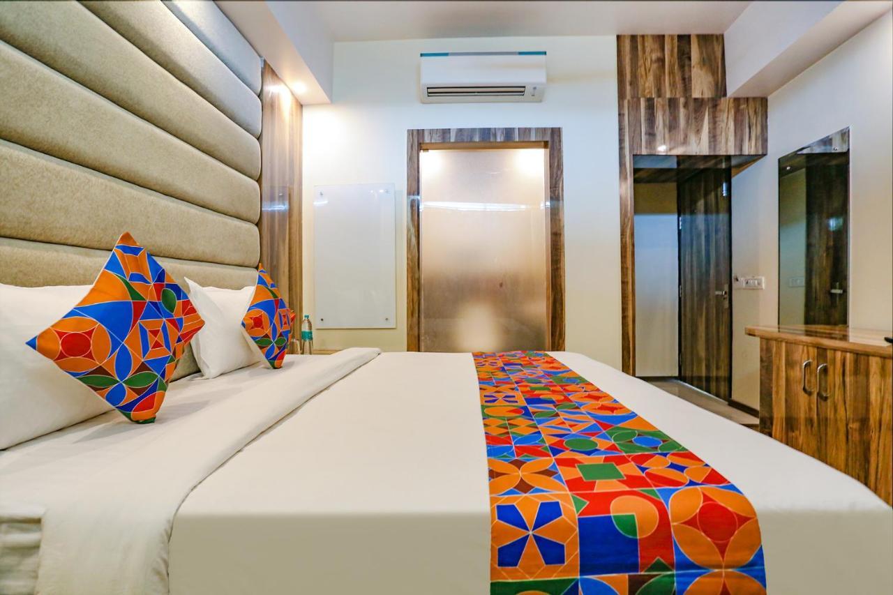 Time - Near Igi International & Domestic Airport 3* Nova Deli