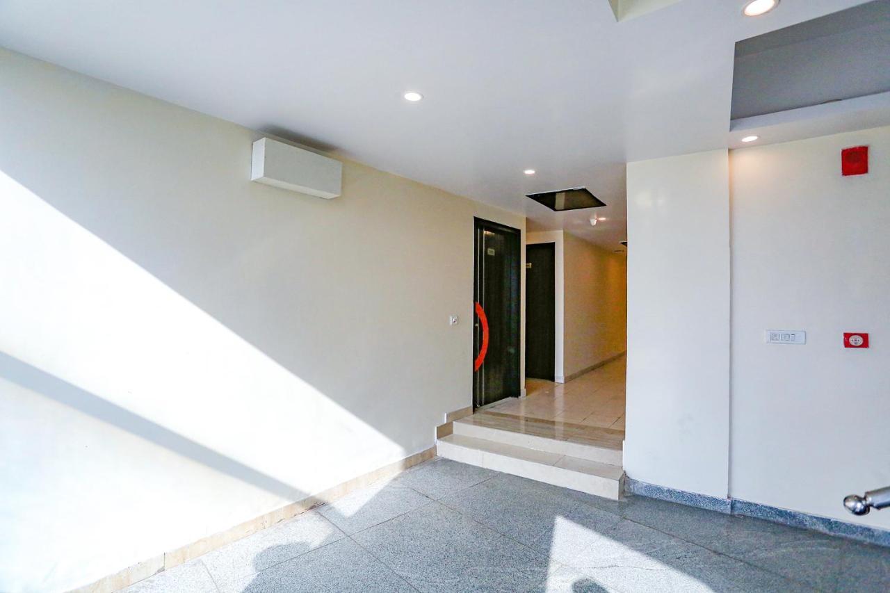 Hotel Time - Near Igi International & Domestic Airport