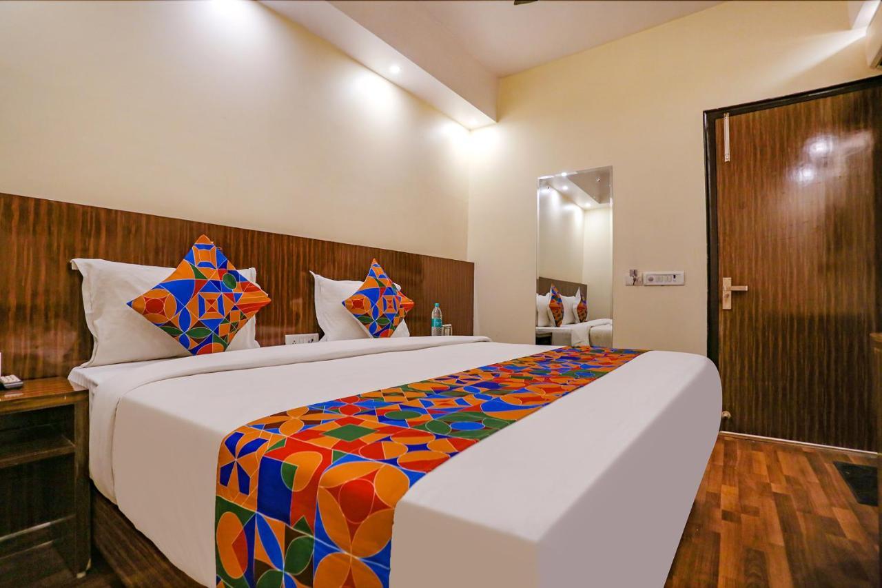 Hotel Time - Near Igi International & Domestic Airport Nova Deli