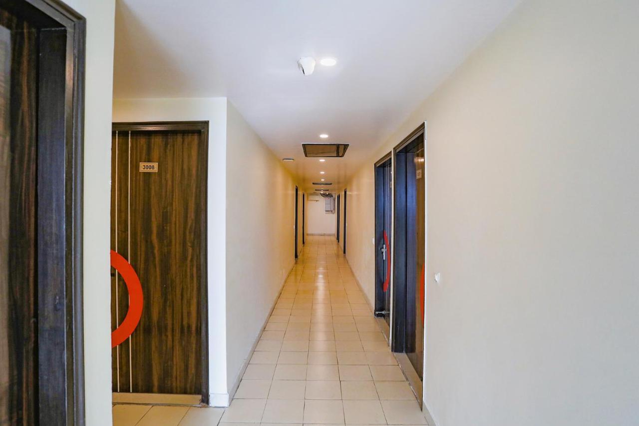 Time - Near Igi International & Domestic Airport Hotel Nova Deli