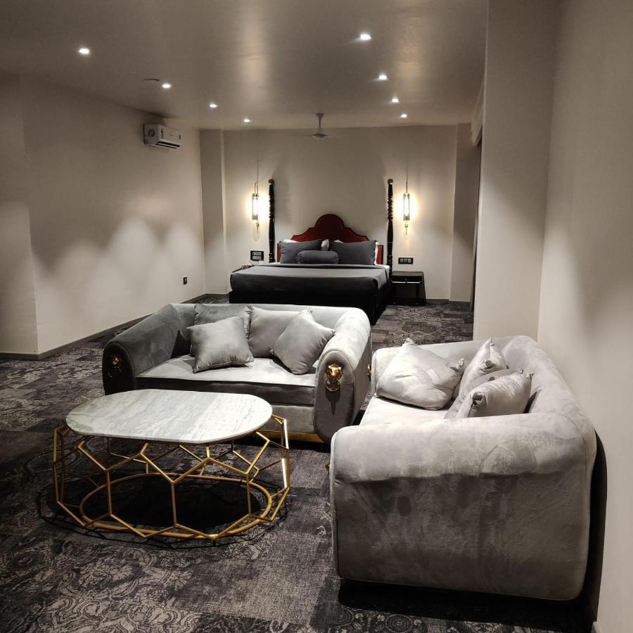 Hotel The Saga 4*