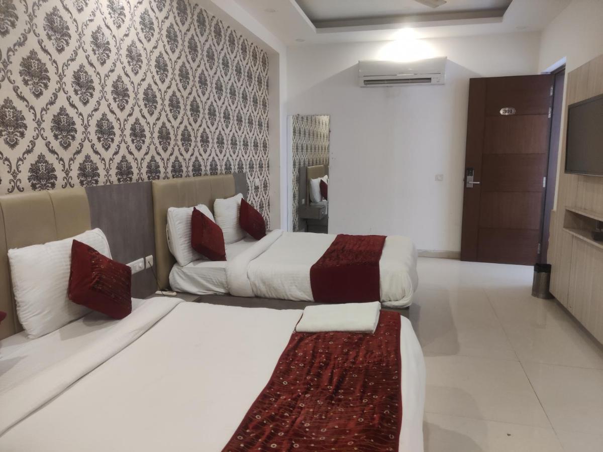 Hotel Almati - Near Delhi Airport