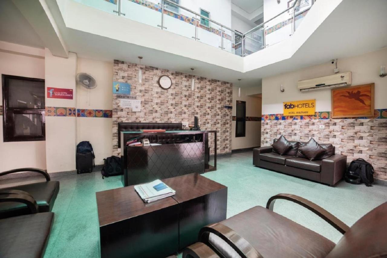 Hotel Diamond Tree At Saket Near Pvr Cinema