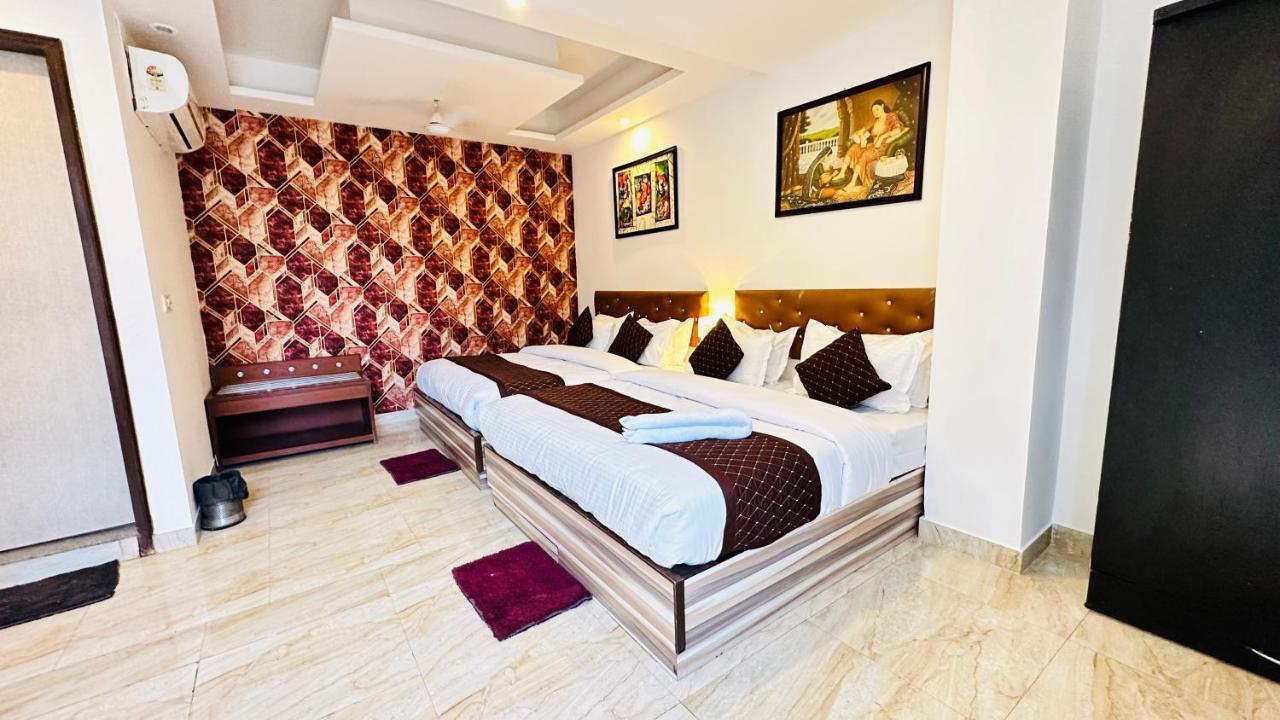 Tashree Delhi Airport Hotel