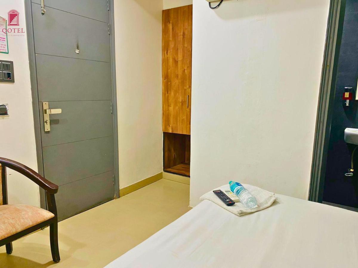 Qotel Rama Rohini Sector-24 Couple Friendly