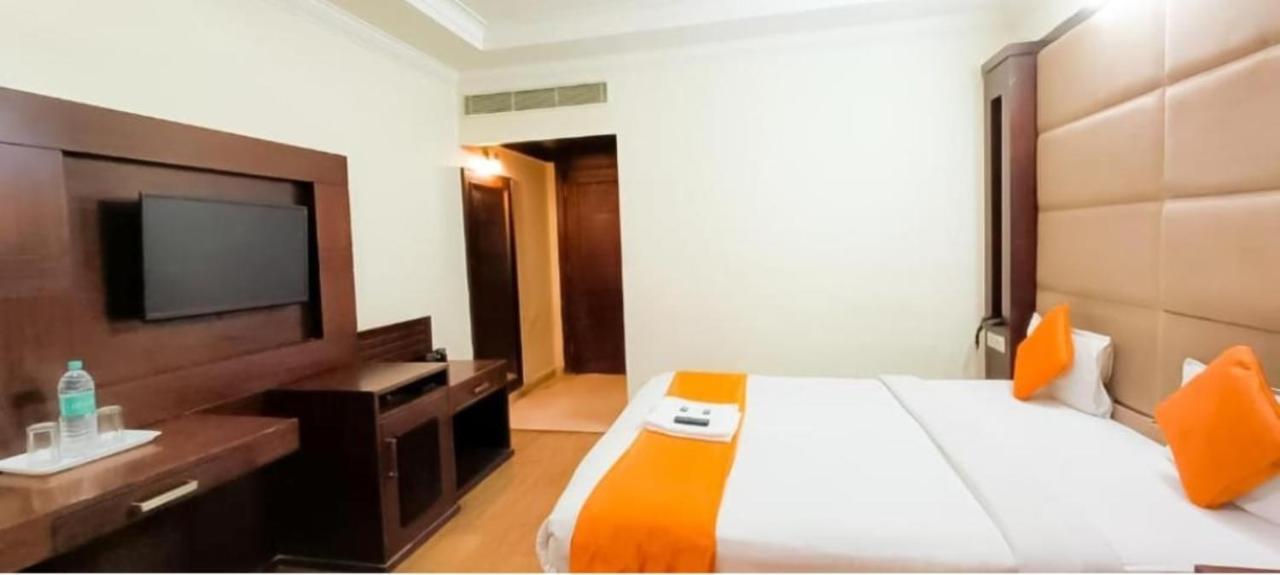 Hotel Imperial - Nehru Enclave New Delhi