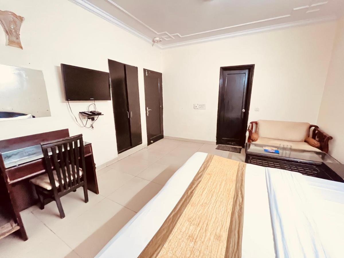 Ashoka Karol Bagh Delhi 3*