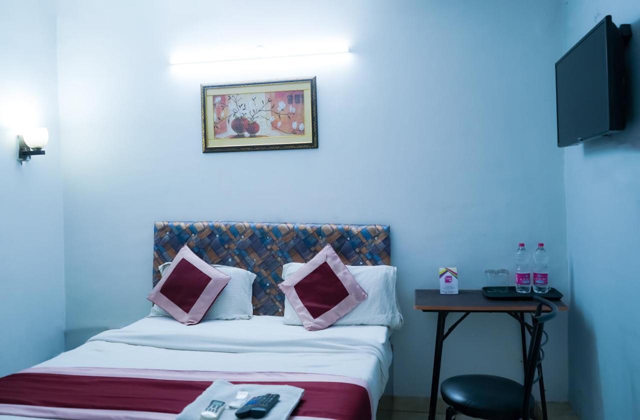 Hotel Comodo Satya Niketan Residency