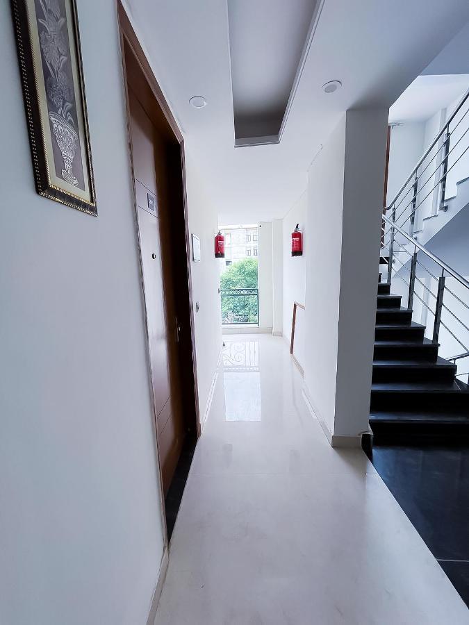 Aura-malviya Nagar Hotel 3*