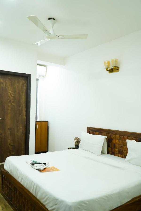 Hotel Walk Residency New Delhi