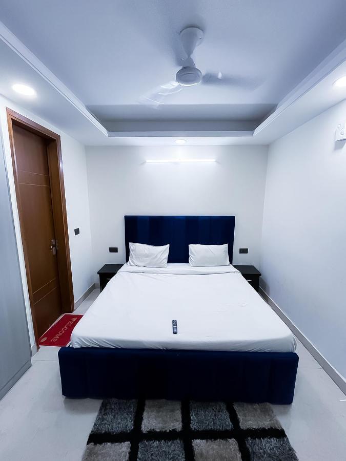 Aura-malviya Nagar 3*
