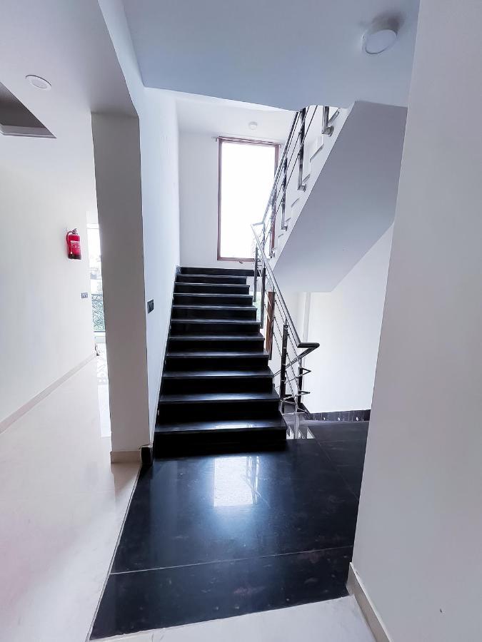 Aura-malviya Nagar Hotel 3*