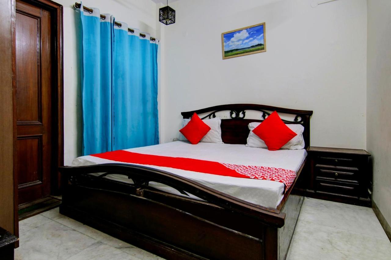 Oyo Delhi Near Nizamuddin 3*
