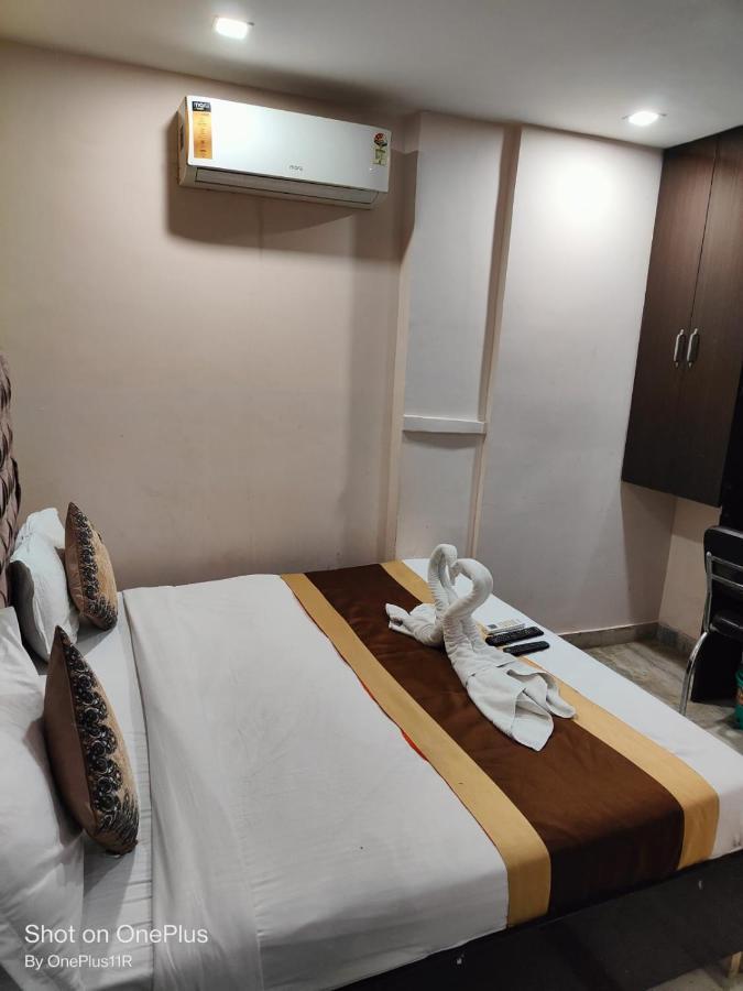 Nk Residency - Kalka Ji Hotel 3*