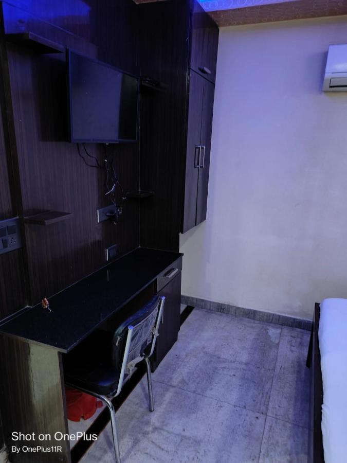 Hotel Nk Residency - Kalka Ji New Delhi