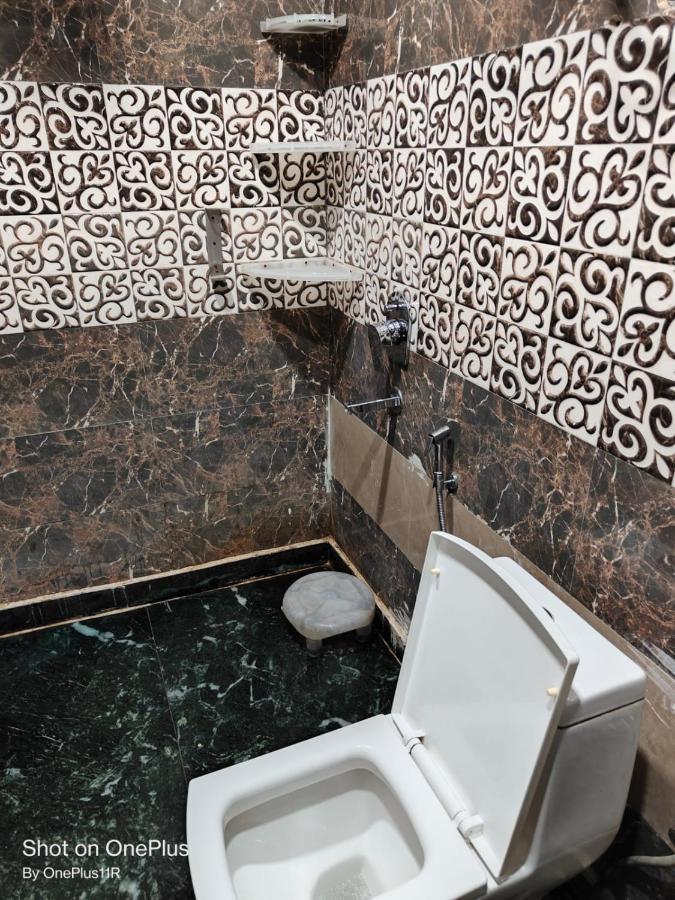 Nk Residency - Kalka Ji Hotel 3*