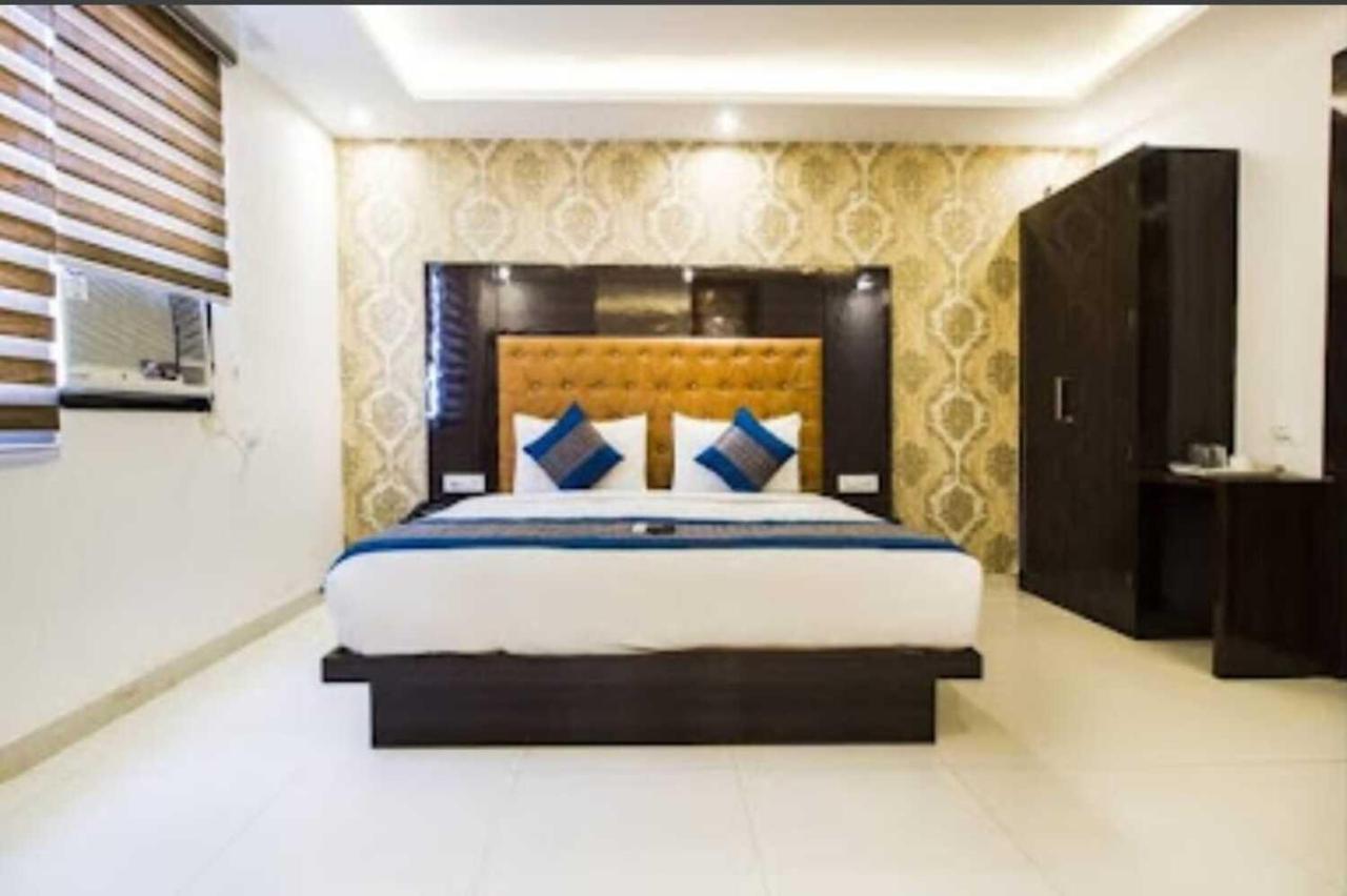 Iconic Near Delhi Igi Airport 3* Nova Deli