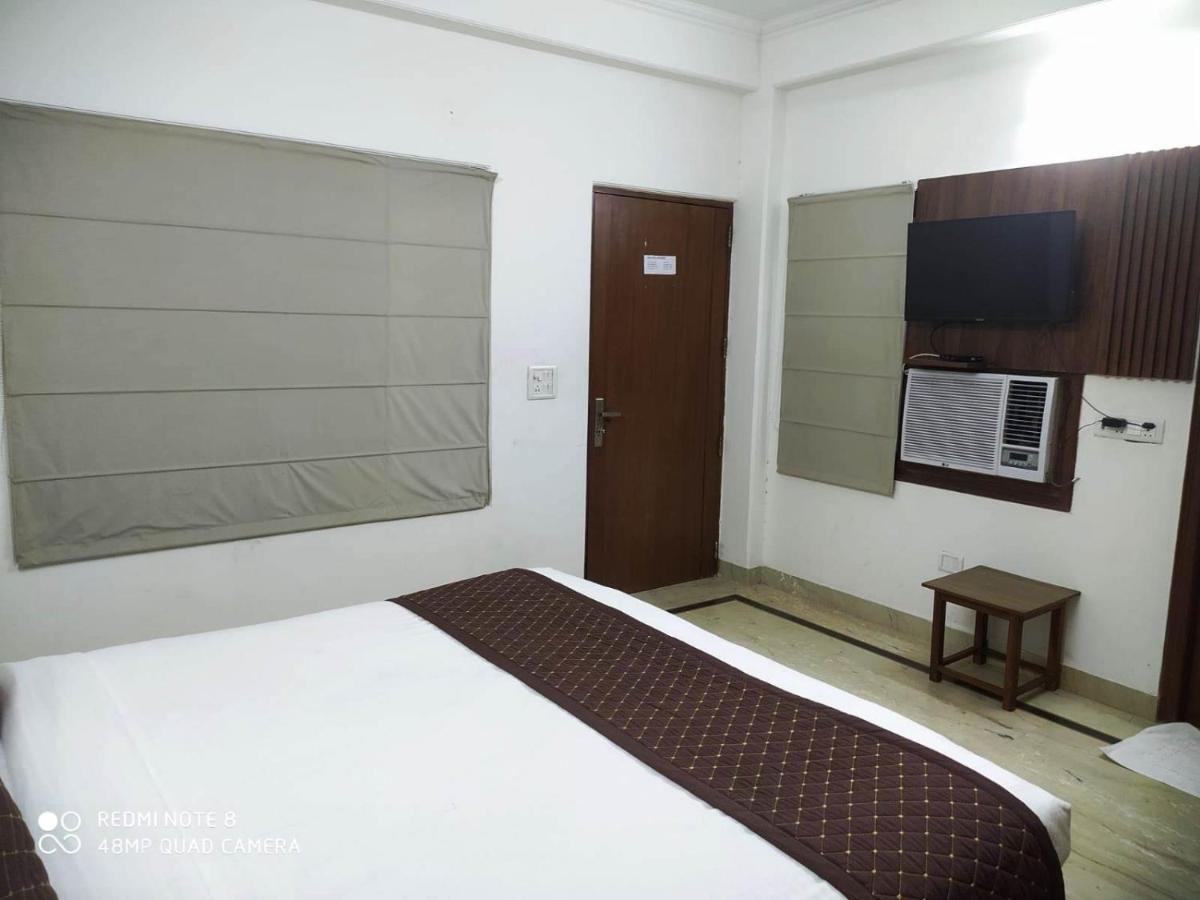 Soft Petal Residency Near Delhi International Airport Nova Deli