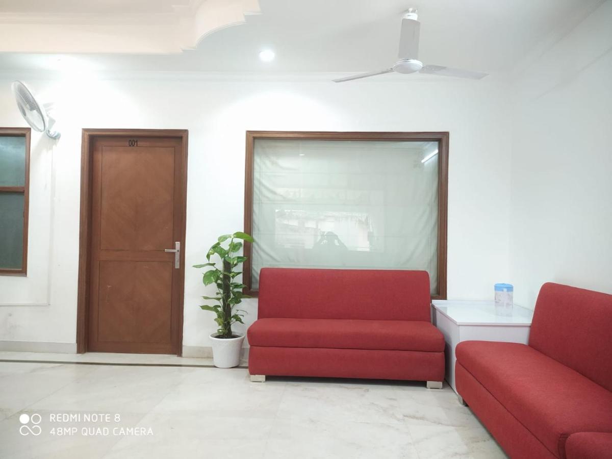 Hotel Soft Petal Residency Near Delhi International Airport 3*
