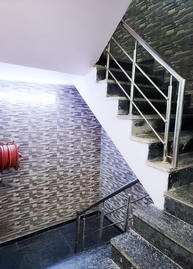 Roomshala 122 Park View - Near Adarsh Nagar 3* New Delhi