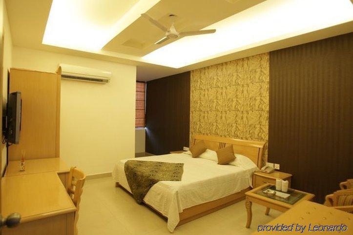 Clark Heights 3* New Delhi