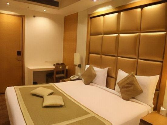Almondz New Delhi
