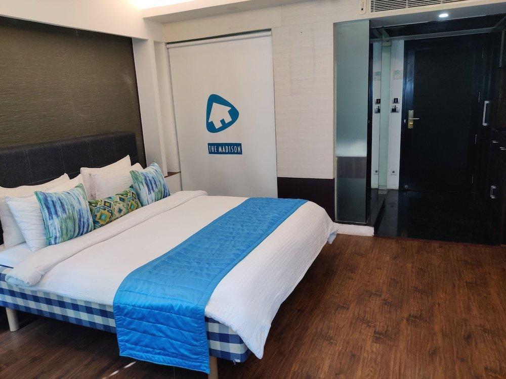 Hotel Virohaa Nova Deli
