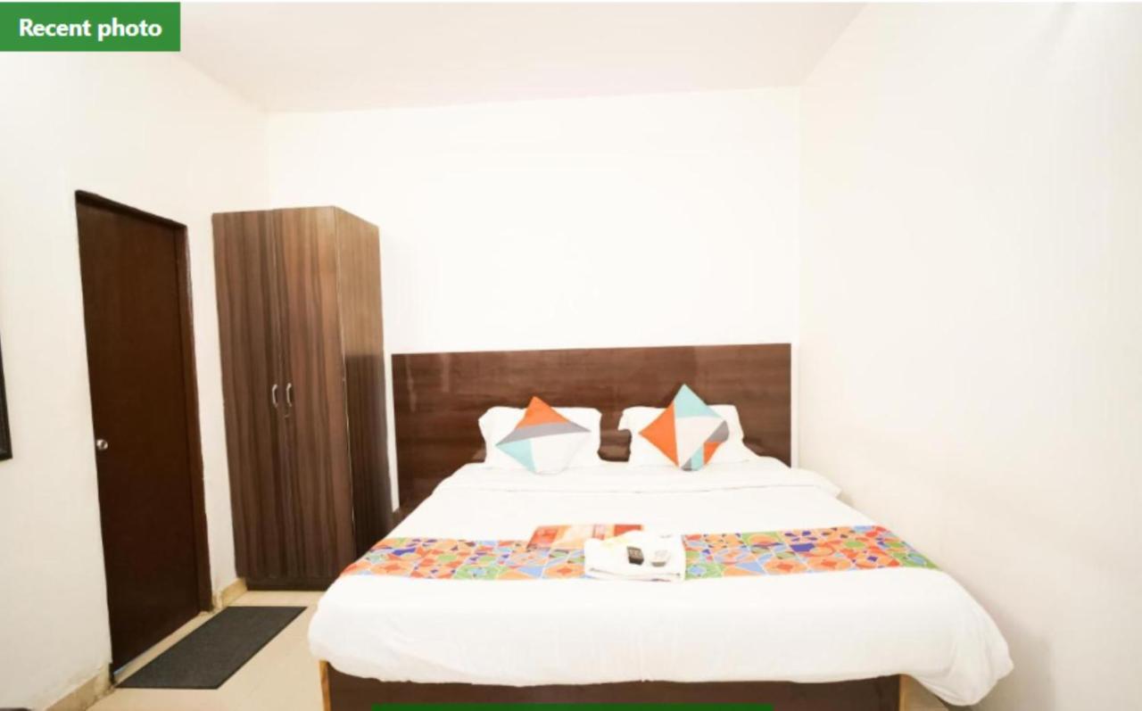 Hotel The Oscar - Kailash Colony