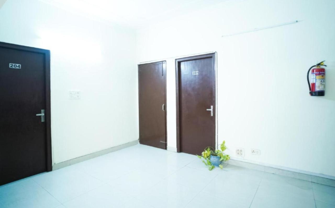 Hotel The Oscar - Kailash Colony 3*
