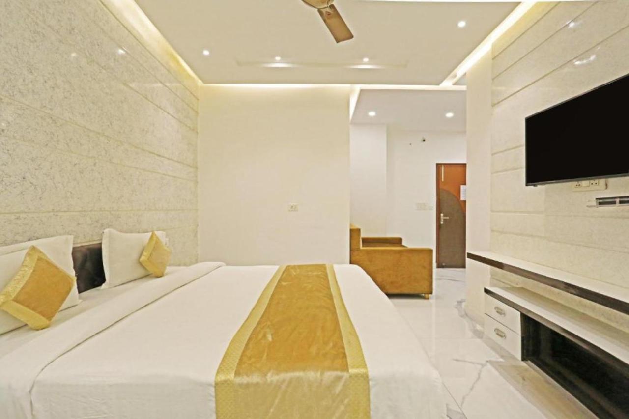Hotel Mgm Residency At Daryaganj 3*
