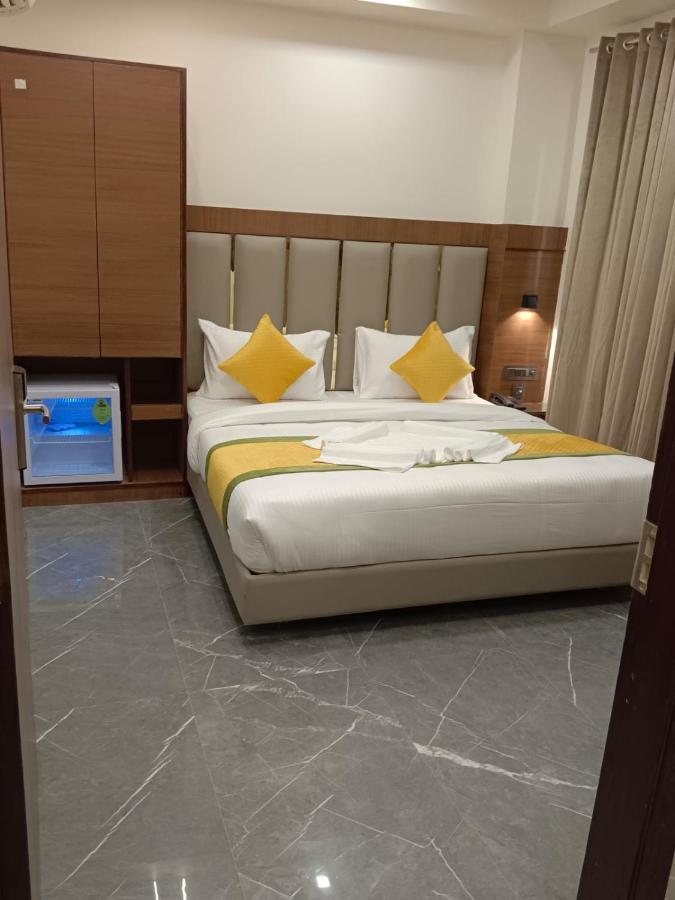 Royal Comfort Hotel 3*