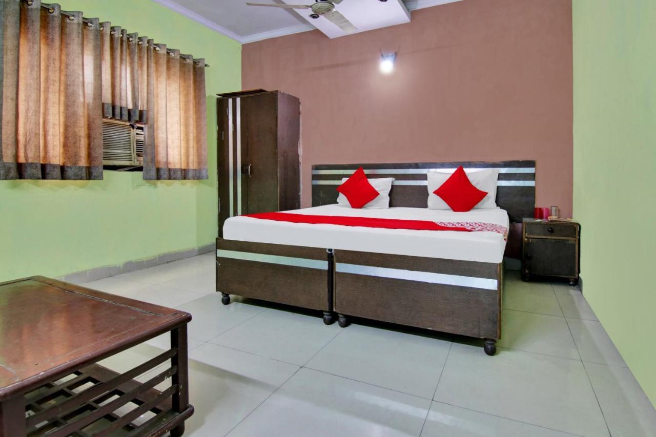 Hotel Oyo Flagship 81167 Swagat Dx New Delhi