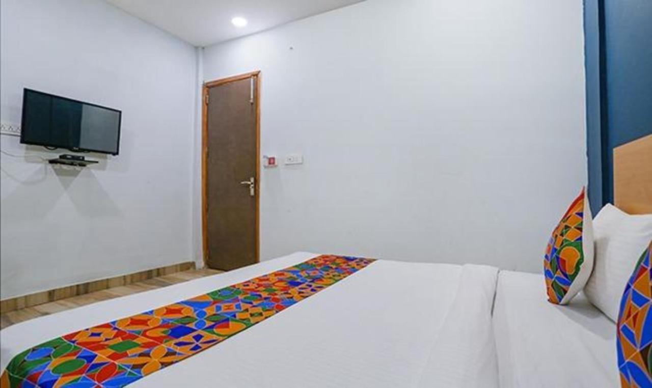 Fabhotel F9 Prime Executive Paschim Vihar Hotel