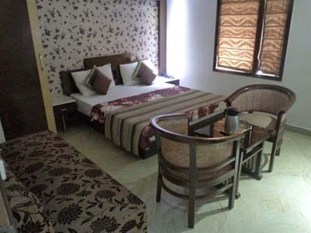 Jp Hotel New Delhi