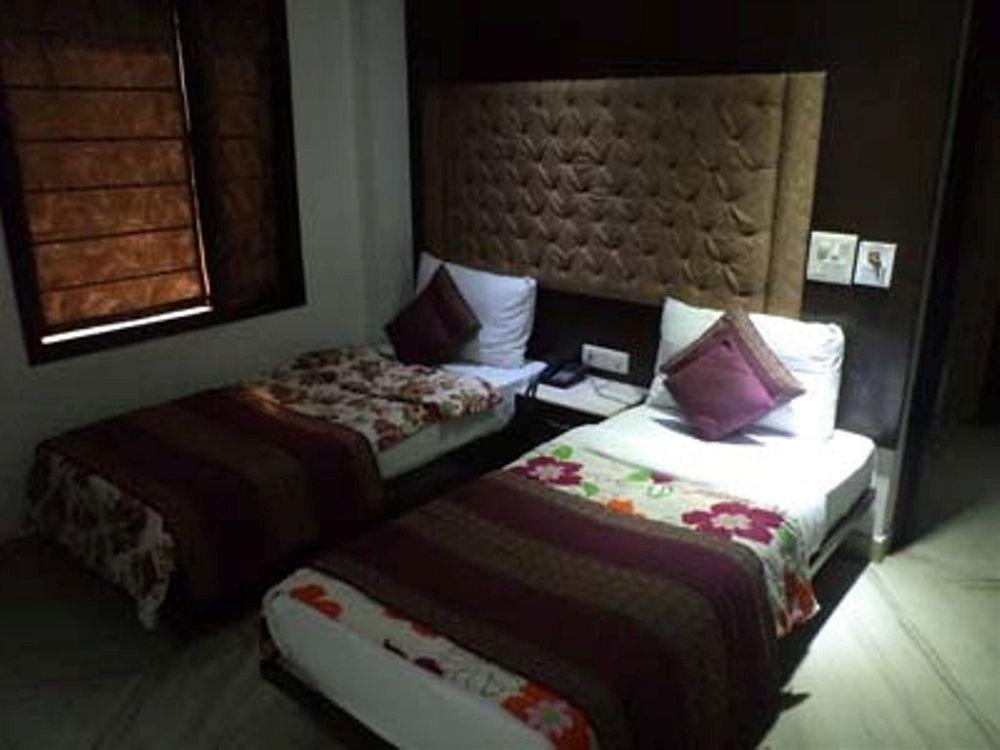 Hotel Jp 3*