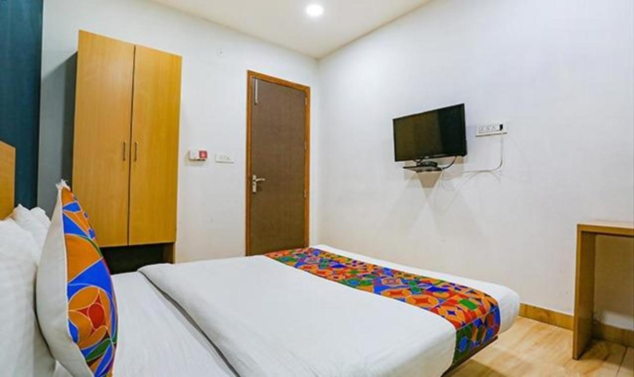 Fabhotel F9 Prime Executive Paschim Vihar New Delhi