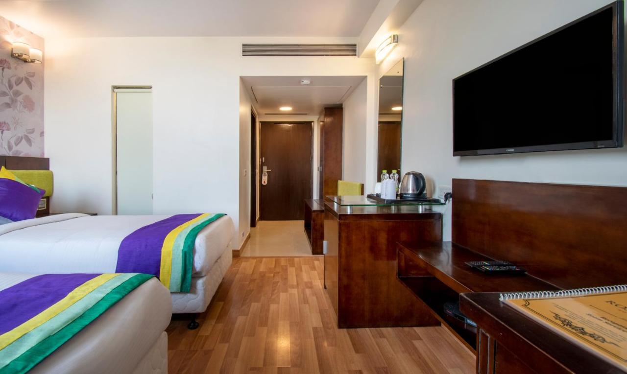 Treebo Premium Rose Mallow Hotel 3*