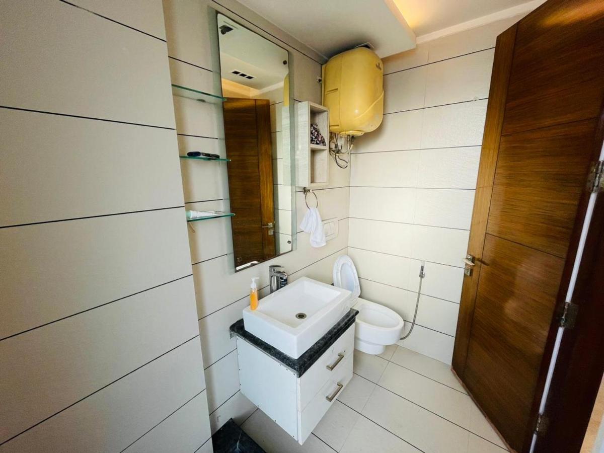 Fortune Service 4bhk D-163 Saket Apartment