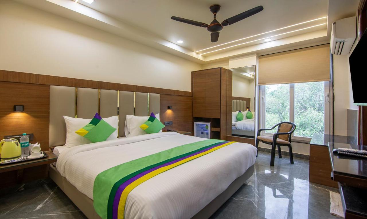 Hotel Treebo Royal Comfort New Delhi