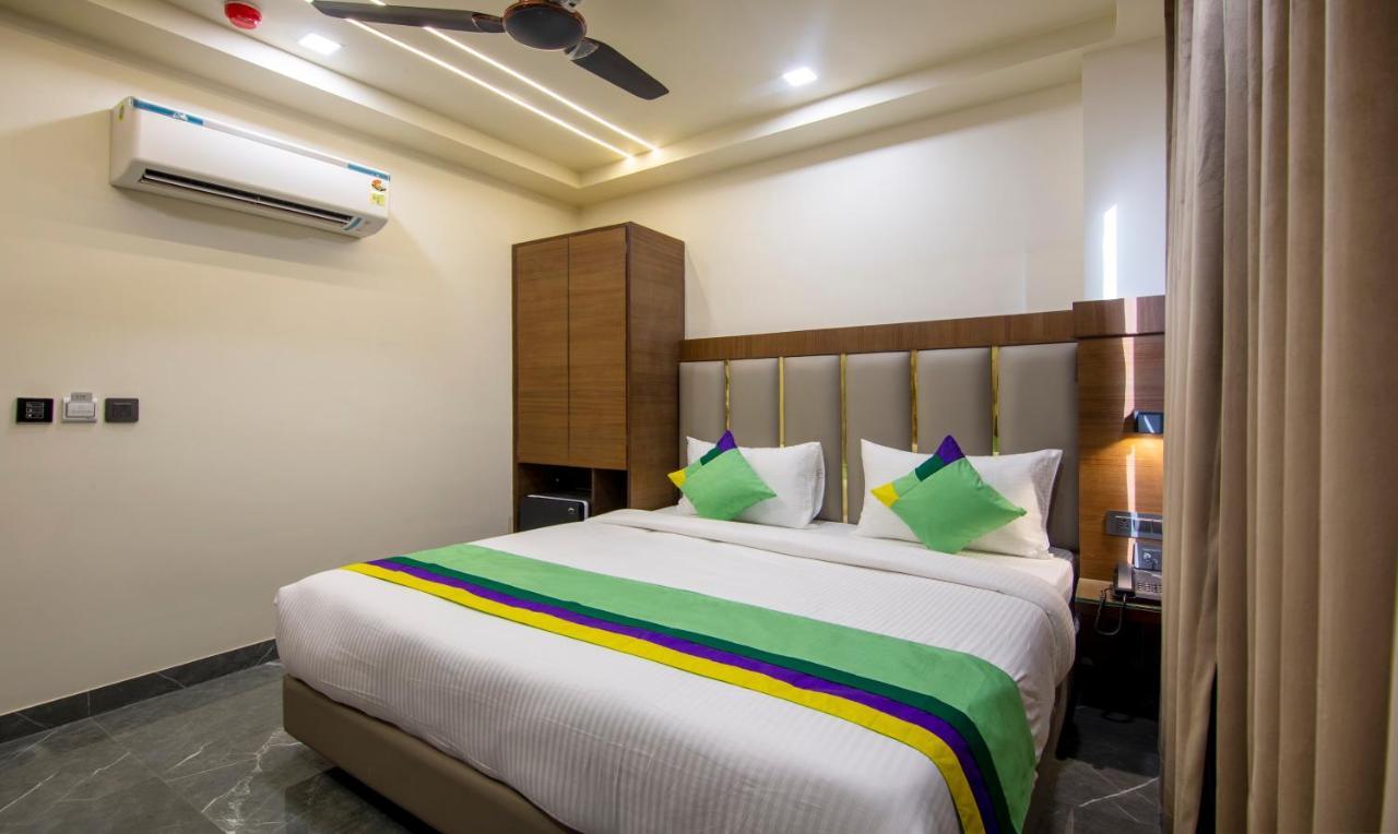 Hotel Treebo Royal Comfort New Delhi