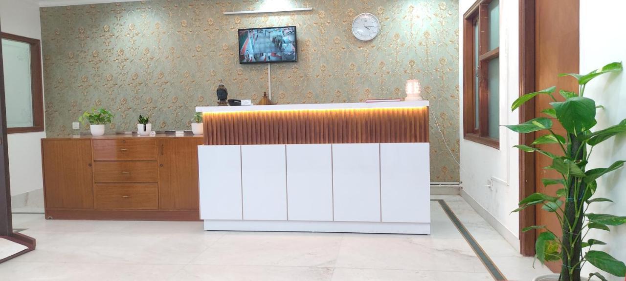 Hotel Soft Petal Residency Near Delhi International Airport Nova Deli