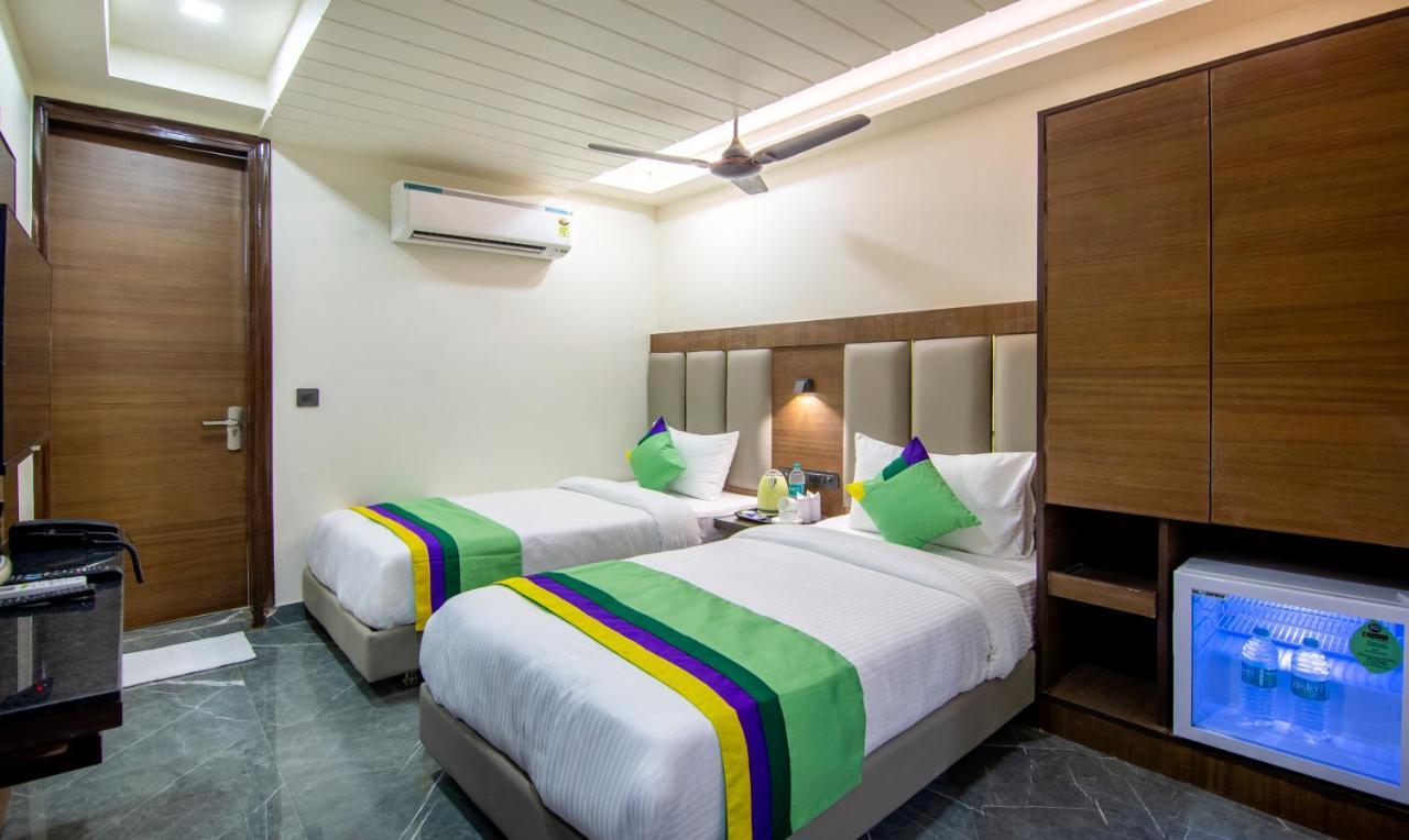 Treebo Royal Comfort Hotel