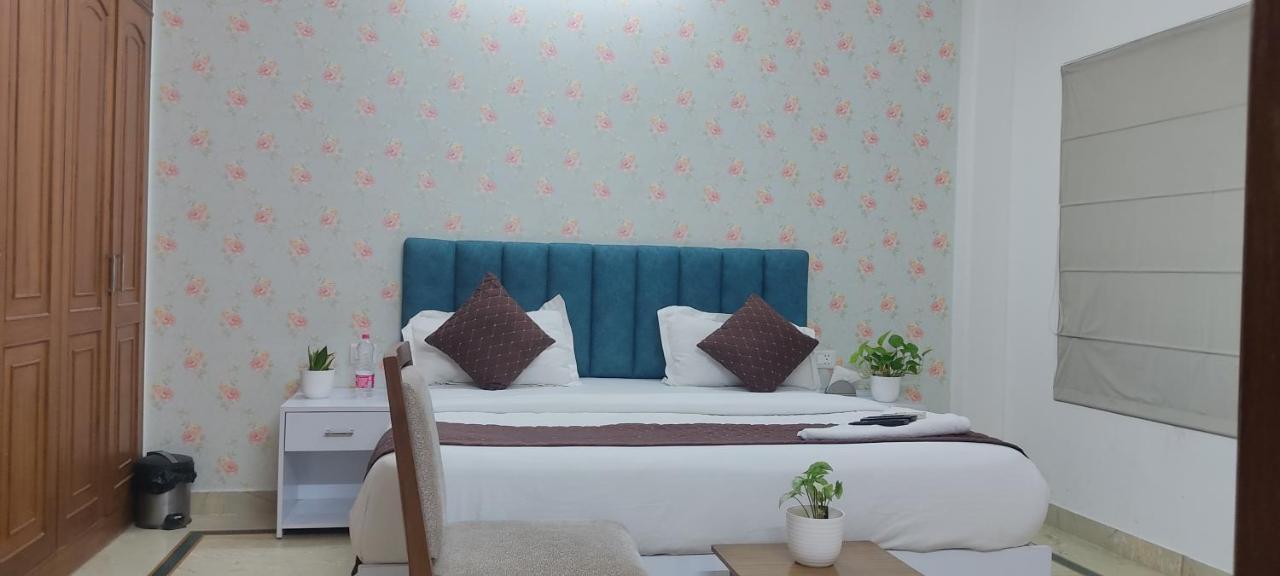 Soft Petal Residency Near Delhi International Airport Hotel Nova Deli
