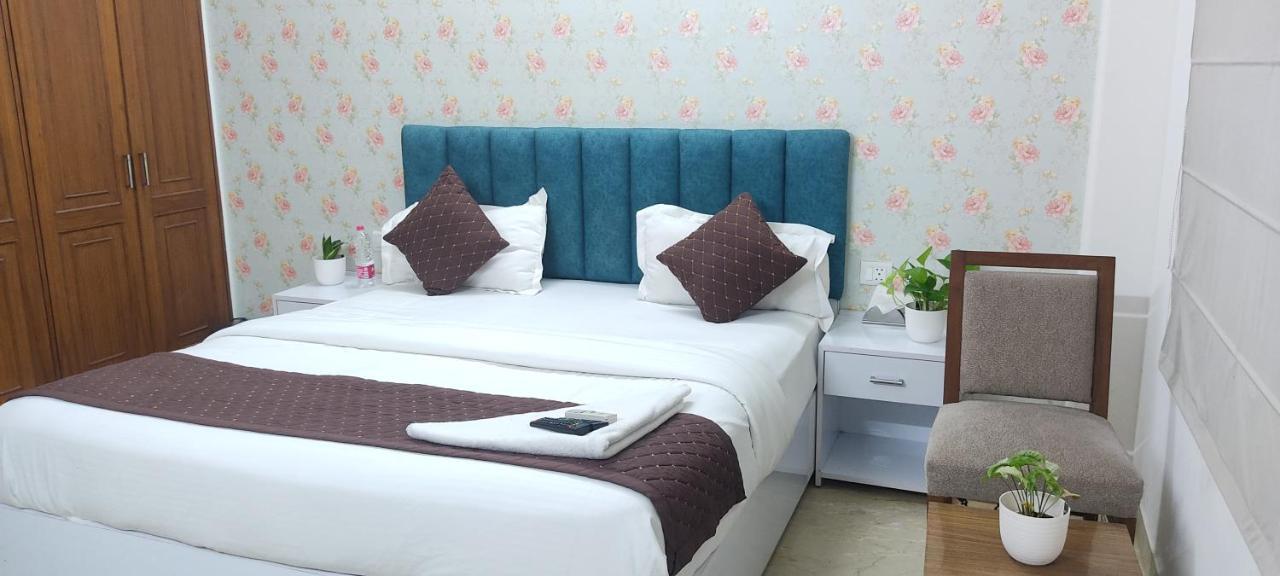 Hotel Soft Petal Residency Near Delhi International Airport