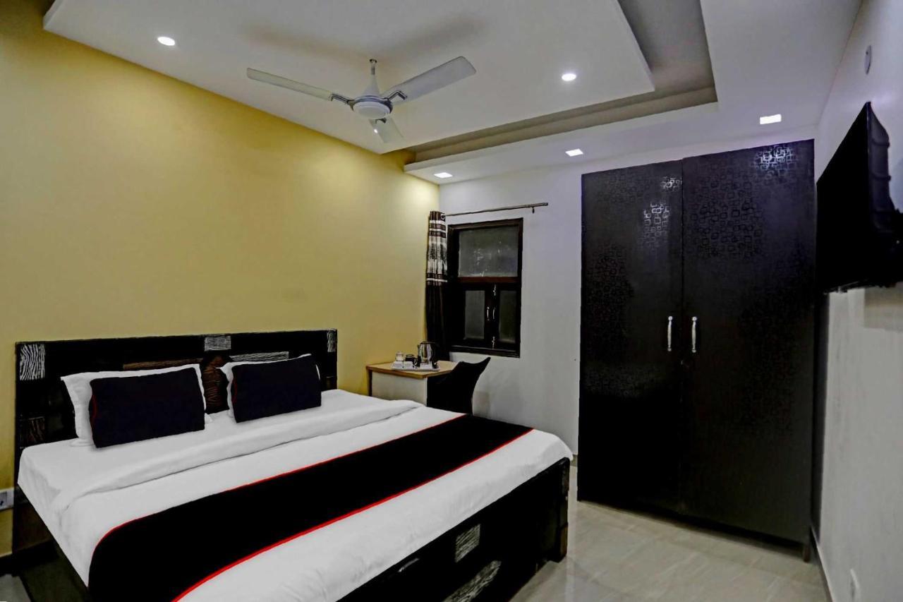 Collection O Nirvana Residency Near Lotus Temple New Delhi